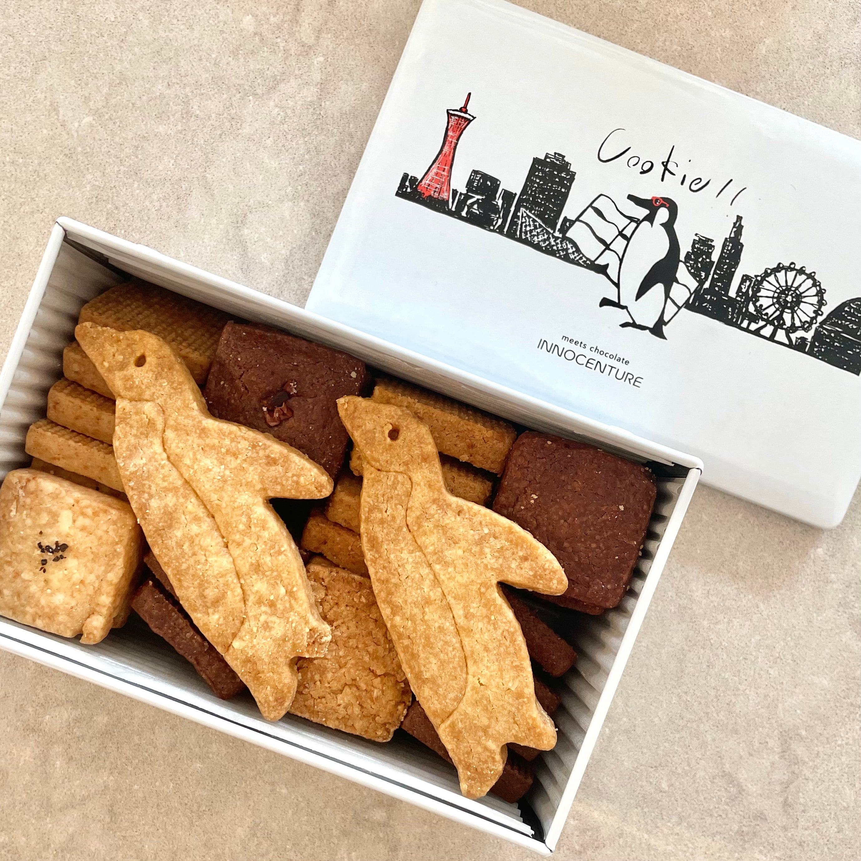 ５種類のクッキー詰め合わせ缶